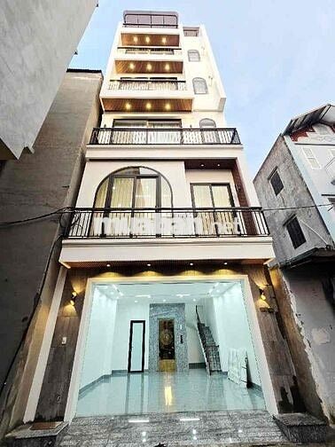 NHÀ XÂY ĐỘC LẬP THIẾT KẾ HIỆN ĐẠI THANG MÁY NHẬP KHẨU NỘI THẤT CAO CÂP