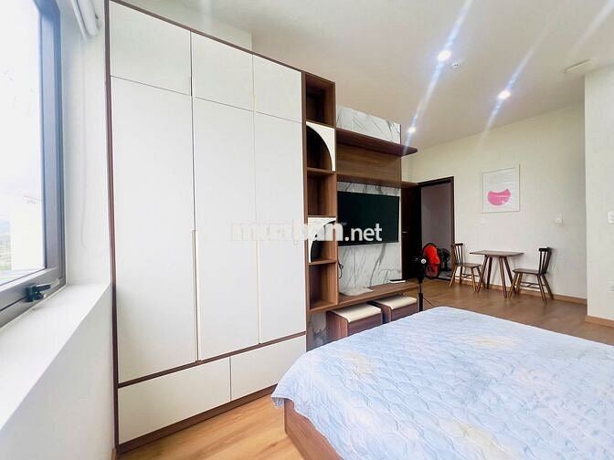 TRỐNG SẴN CĂN HỘ FULL NỘI THẤT BAN CÔNG NGAY CẦU HOÀ XUÂN