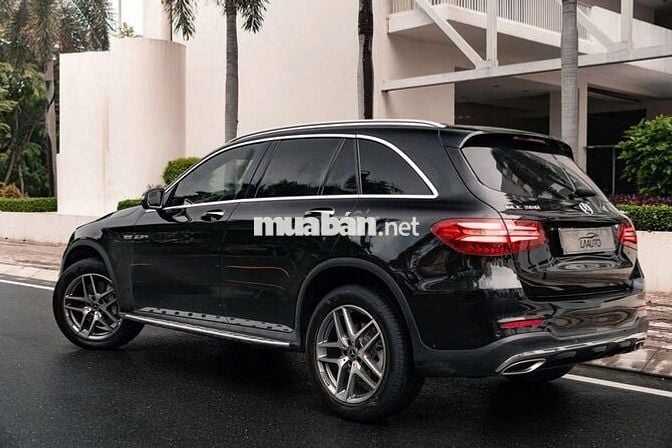 Mercedes Benz GLC300 4Matic 2019 - 74000 km
