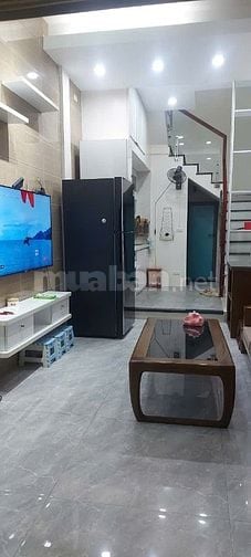 Cho thuê nhà 5 tầng full đồ ở Phùng. Chí Kiên, 12,5 triệu