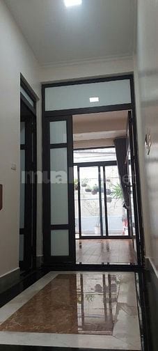 Cho thuê nhà 5 tầng full đồ ở Phùng. Chí Kiên, 12,5 triệu