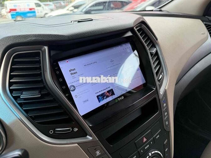 Hyundai Santa Fe 2017 2.4 AT 4 WD - 99000 km chuẩn