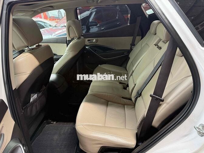 Hyundai Santa Fe 2017 2.4 AT 4 WD - 99000 km chuẩn