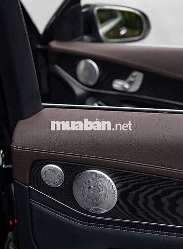 Mercedes Benz GLC300 4Matic 2019 - 74000 km