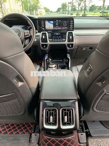 Kia Sorento 2022 Signature 2.2 AT AWD - 54000 km