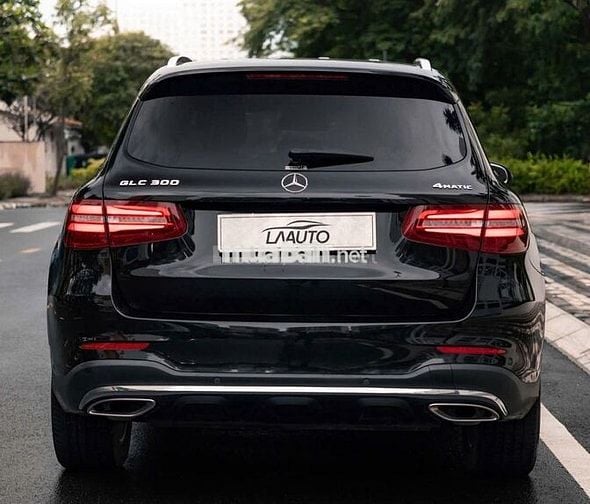 Mercedes Benz GLC300 4Matic 2019 - 74000 km