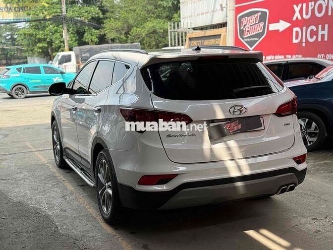 Hyundai Santa Fe 2017 2.4 AT 4 WD - 99000 km chuẩn