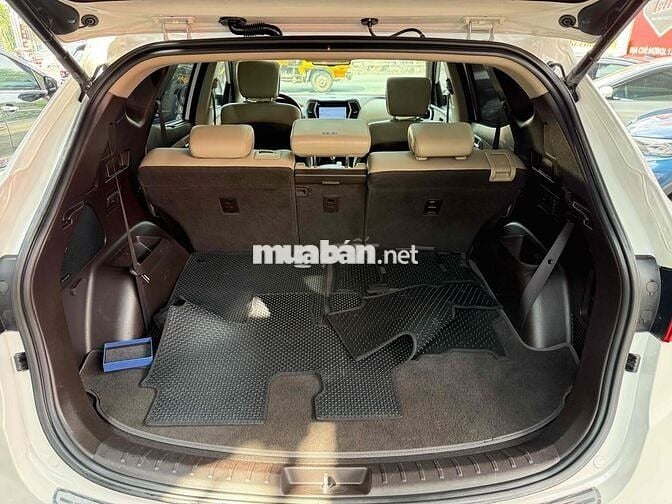 Hyundai Santa Fe 2017 2.4 AT 4 WD - 99000 km chuẩn