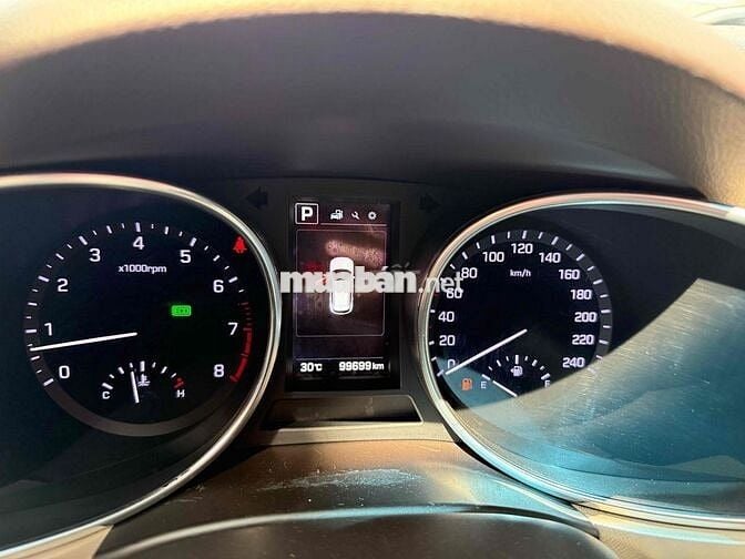 Hyundai Santa Fe 2017 2.4 AT 4 WD - 99000 km chuẩn