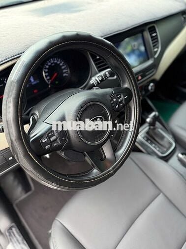 KIA RONDO GAT 2017 BẢN GIỚI HẠN GIÁ TỐT