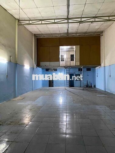 cho thuê kho xưởng 180m2 trần cao kiên cố