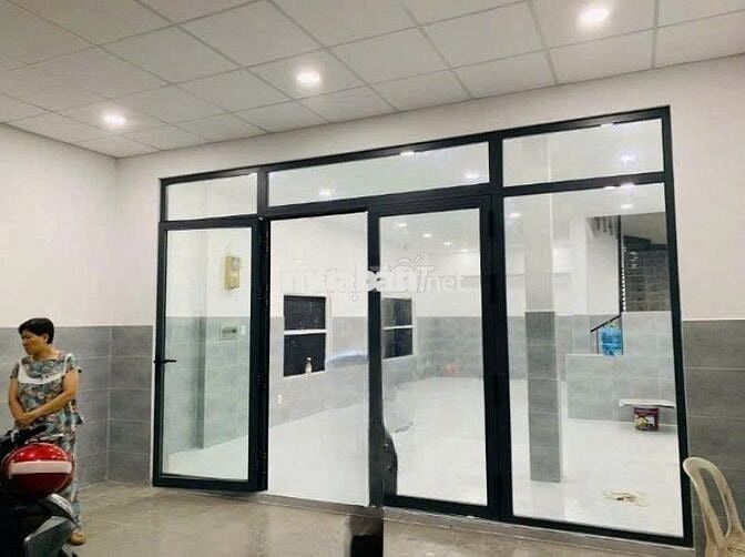 MT Nguyễn Thiện Thuật 6x15m Có Lầu Sát Bùi Đình Túy Có Sân Để XE Rộng