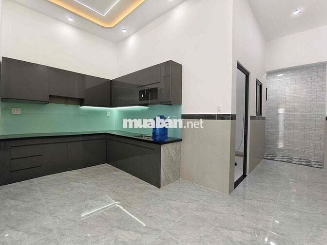 KẸT TIỀN BÁN GẤP CĂN NHÀ MỚI HOÀN THIỆN