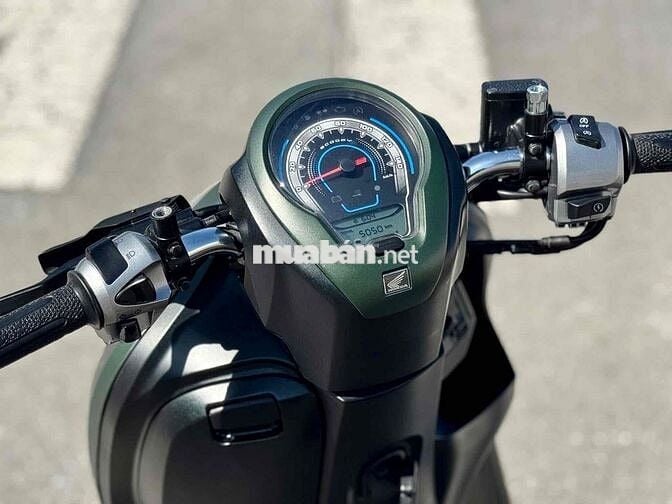 Honda Scoopy 110 2024