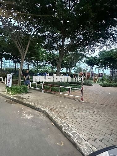 Cho thuê mặt bằng nhà phố Pegasuite - 82m2 ( 5*16,5) - 1 trệt 1 lửng