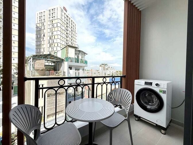 📢Nhà mới 1PN 55m2 balcony máy giặt riêng full nội thất Landmark81
