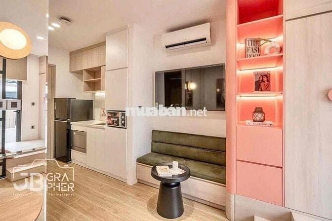 CĂN HỘ CỬA SỔ LỚN XA BẾP KHU VỰC NGỦ RIÊNG RỘNG 40m2 Ở KHU HÀNG XANH