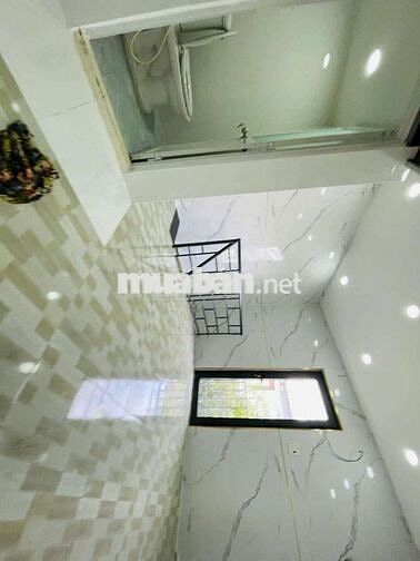 Bán nhà 2 tầng nhỏ xinh đ 48 HBC 1,1ty còn bớt