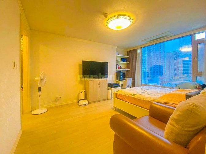 Bán Căn hộ tại Cantavil Hoàn Cầu gồm 3 phòng ngủ view city 131m2