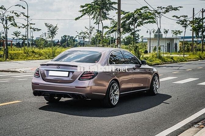 Mercedes Benz E Class 2018 E200 - 52000 km