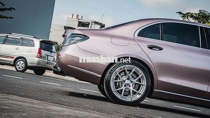 Mercedes Benz E Class 2018 E200 - 52000 km