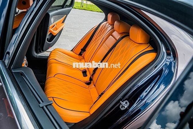 Mercedes Benz E Class 2018 E200 - 52000 km