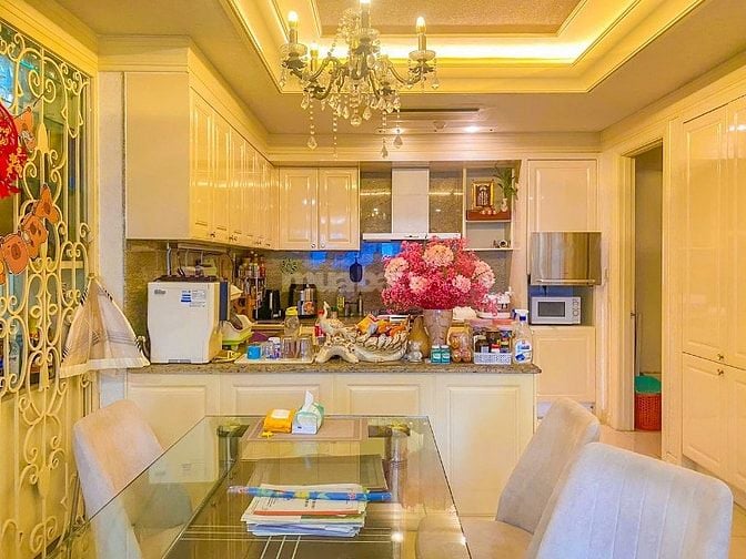 Bán Căn hộ tại Cantavil Hoàn Cầu gồm 3 phòng ngủ view city 131m2