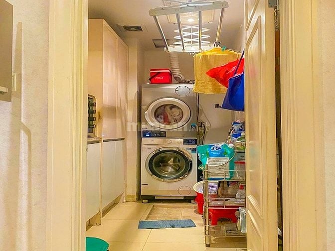 Bán Căn hộ tại Cantavil Hoàn Cầu gồm 3 phòng ngủ view city 131m2