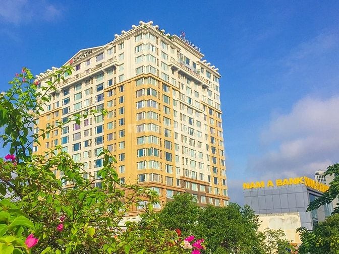 Bán Căn hộ tại Cantavil Hoàn Cầu gồm 3 phòng ngủ view city 131m2