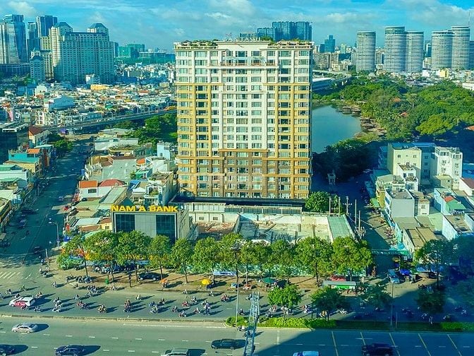 Bán Căn hộ tại Cantavil Hoàn Cầu gồm 3 phòng ngủ view city 131m2