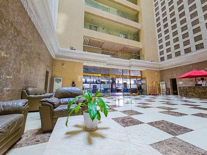 Bán Căn hộ tại Cantavil Hoàn Cầu gồm 3 phòng ngủ view city 131m2