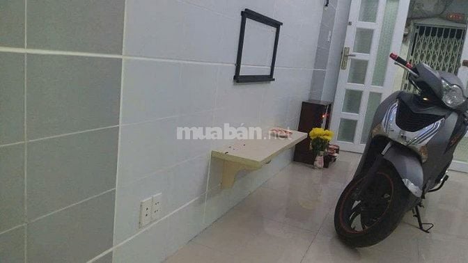 Cho thuê nhà mới đẹp đường Bùi Minh Trực phường 5 quận 8, trệt, 2 lầu 