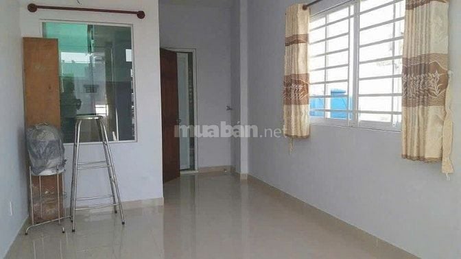 Cho thuê nhà mới đẹp đường Bùi Minh Trực phường 5 quận 8, trệt, 2 lầu 