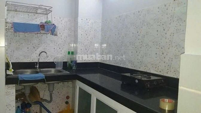 Cho thuê nhà mới đẹp đường Bùi Minh Trực phường 5 quận 8, trệt, 2 lầu 