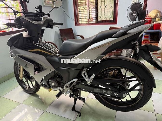 Winter X 2025 bản cao nhất, xe mua T6 997km