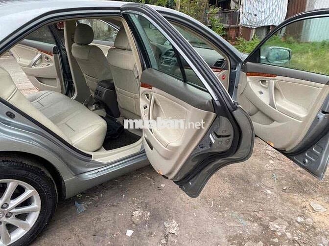 Toyota Camry 2010 2.4G - tu động