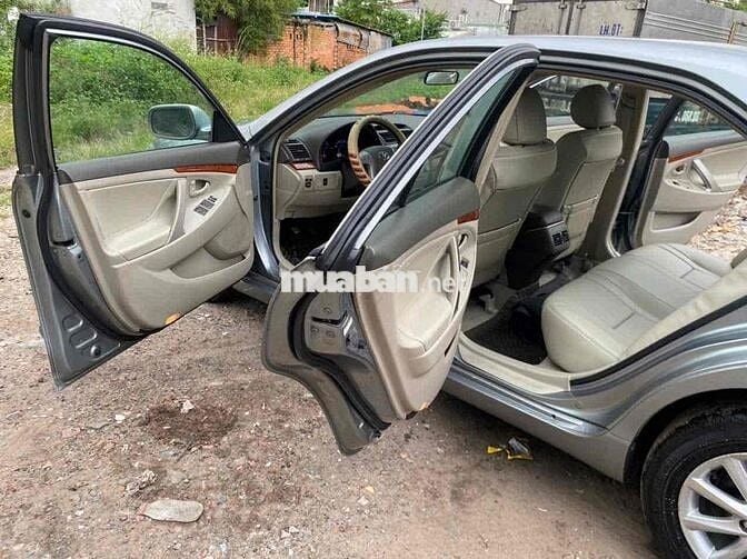 Toyota Camry 2010 2.4G - tu động
