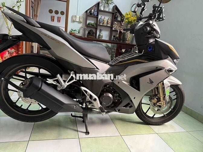 Winter X 2025 bản cao nhất, xe mua T6 997km