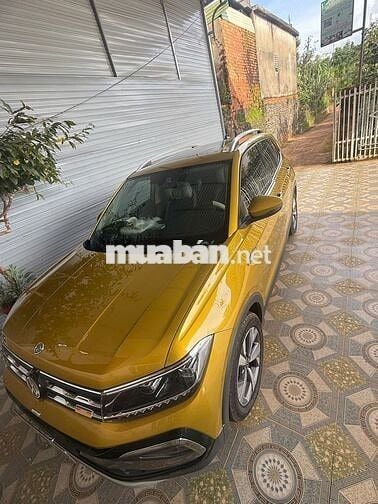 Volkswagen T-Cross 2022 Luxury - 4000 km