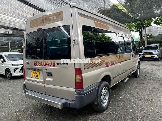 Ford Transit Van 6 chổ 850kg đi giờ cấm