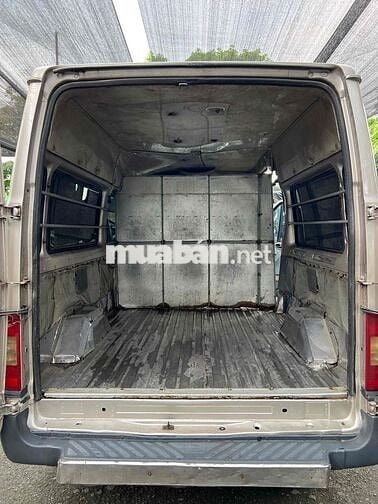 Ford Transit Van 6 chổ 850kg đi giờ cấm