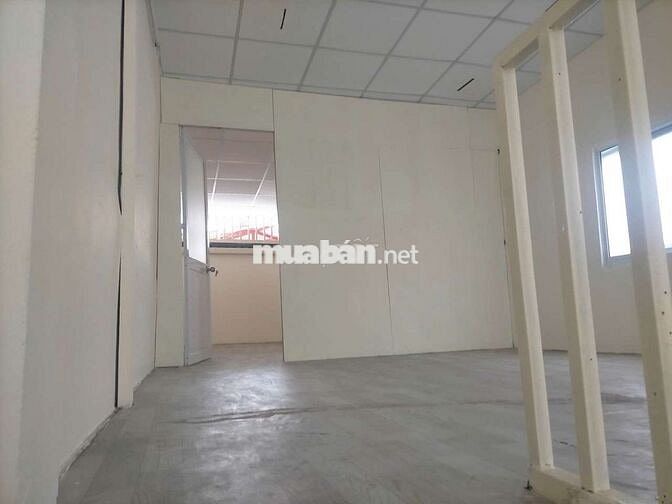 Cho thuê NNC diện tích rộng Phạm Thế Hiển P4 Q8