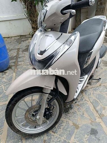 Xe SH mode Màu Kem 2021 mới 99%