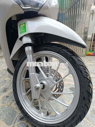 Xe SH mode Màu Kem 2021 mới 99%