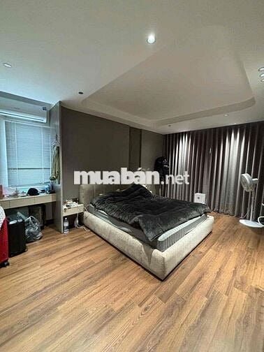 PHỐ TRẠM - VỊ TRÍ VÀNG LONG BIÊN - GARA - 6 TẦNG - 12,8 TỶ