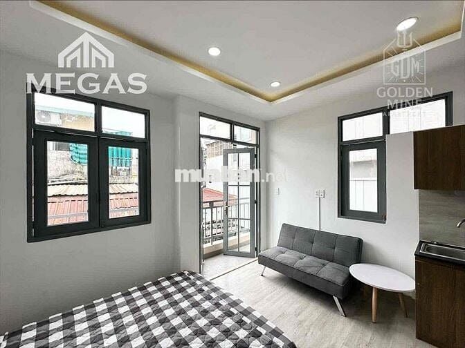 Chdv studio ban công, 30m2, full nội thất gần ngã tư Phú Nhuận, HCM