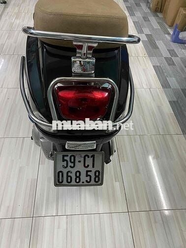 Xe vespa Fi mới tinh biển đẹp