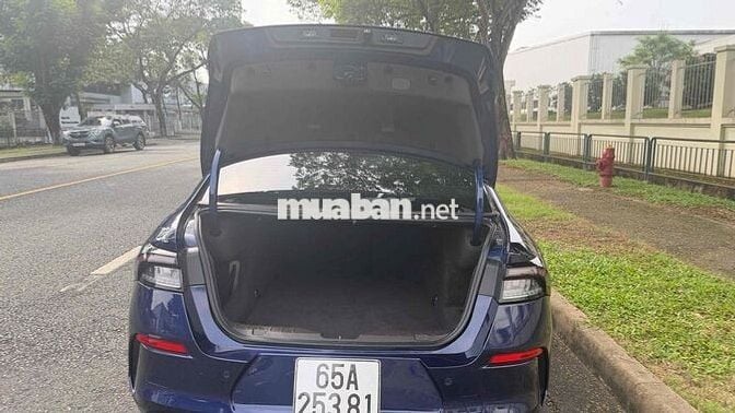 VinFast Lux A2.0 2020 2.0 AT - 100000 km