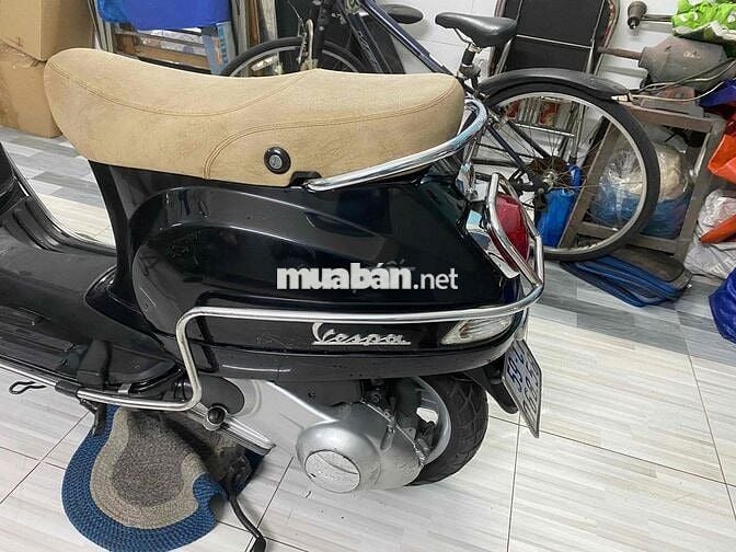 Xe vespa Fi mới tinh biển đẹp