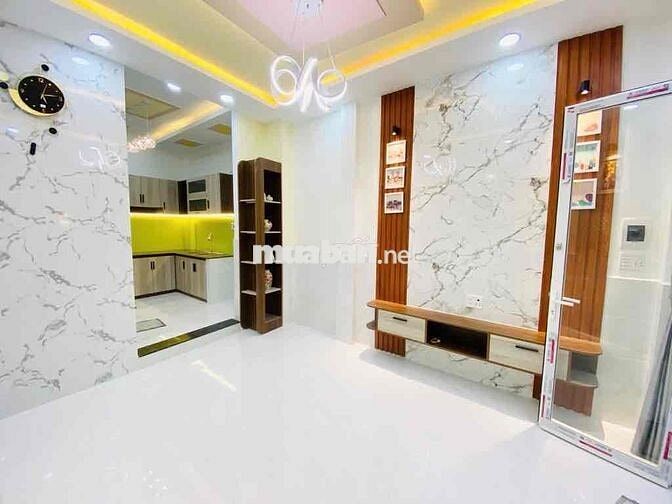 BÌNH ĐÔNG Q8 - NHÀ MỚI - SHR - MẶT TIỀN RỘNG,NGAY TRƯỜNG THCS LÊ LAI